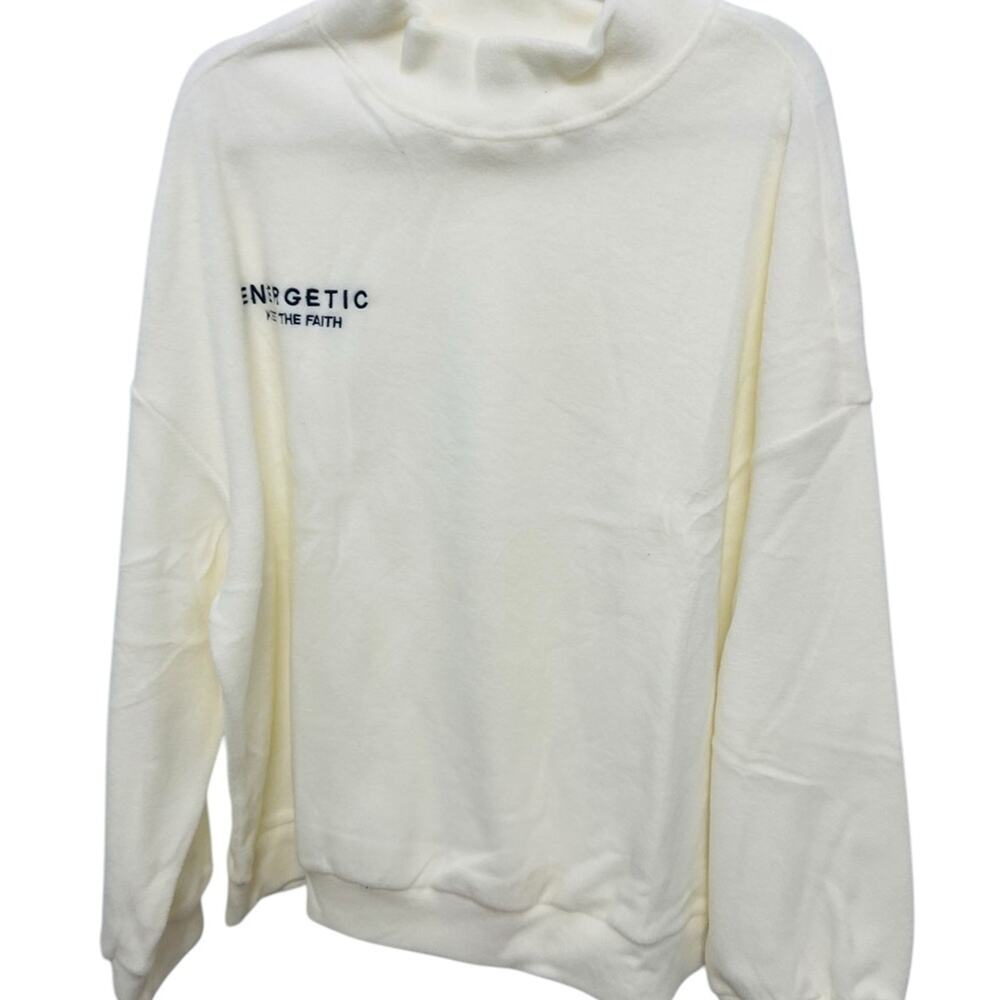 NWOT Dazy Cream Fleece Top
